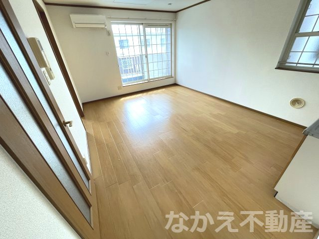 【居間・リビング】 | 使いやすい居間です