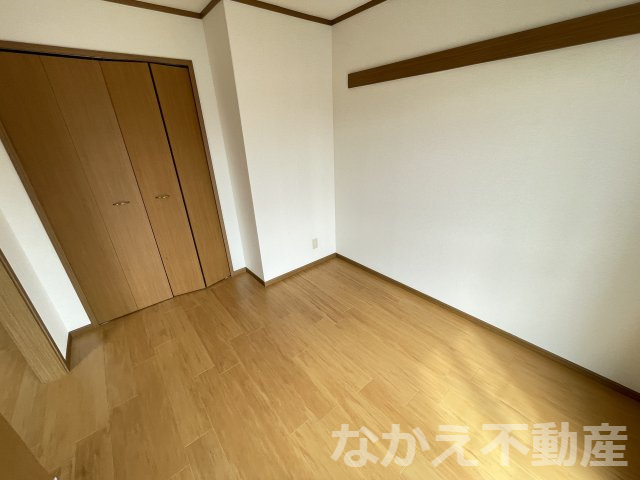【寝室】 | 広くて明るい寝室