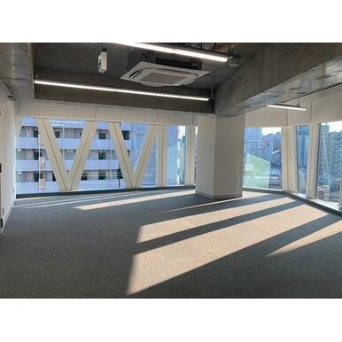 タクエー吉田町ビルの内装