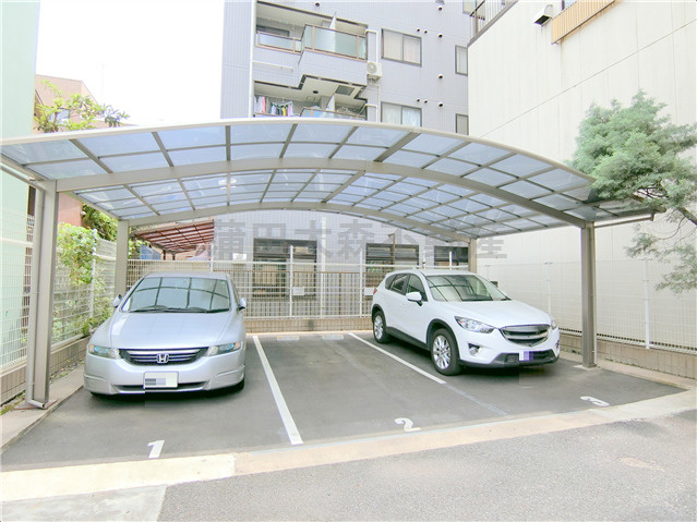 エスコート蒲田の駐車場|平置き駐車場3台　空き状況等詳細はお問合せください。