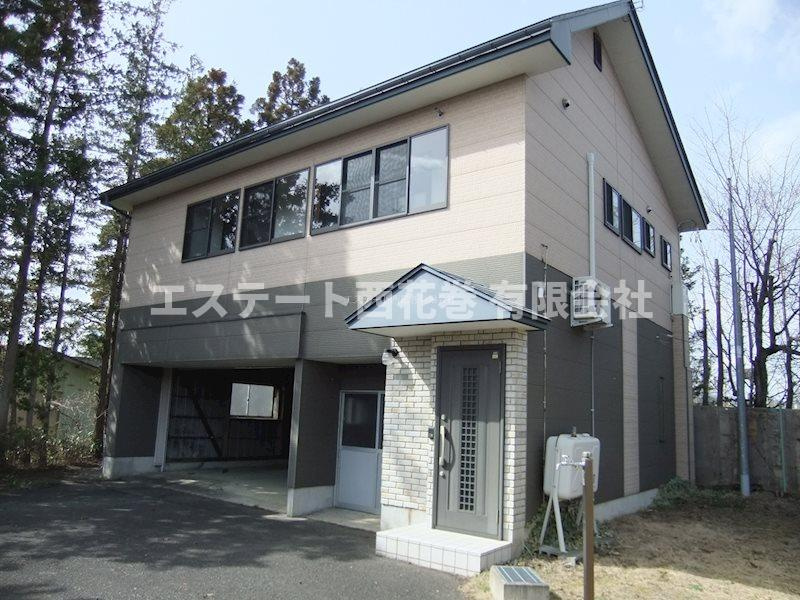 花巻市中北万丁目　土地建物の外観|車庫兼居宅