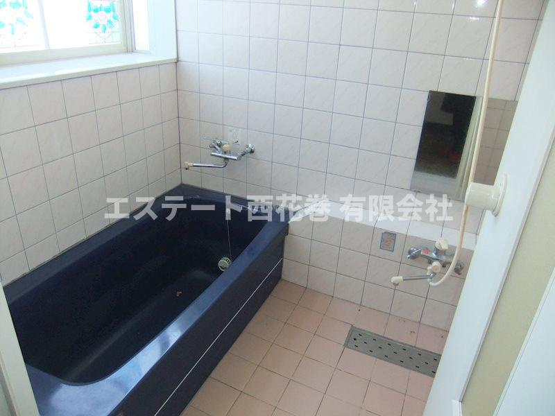 花巻市中北万丁目　土地建物の浴室