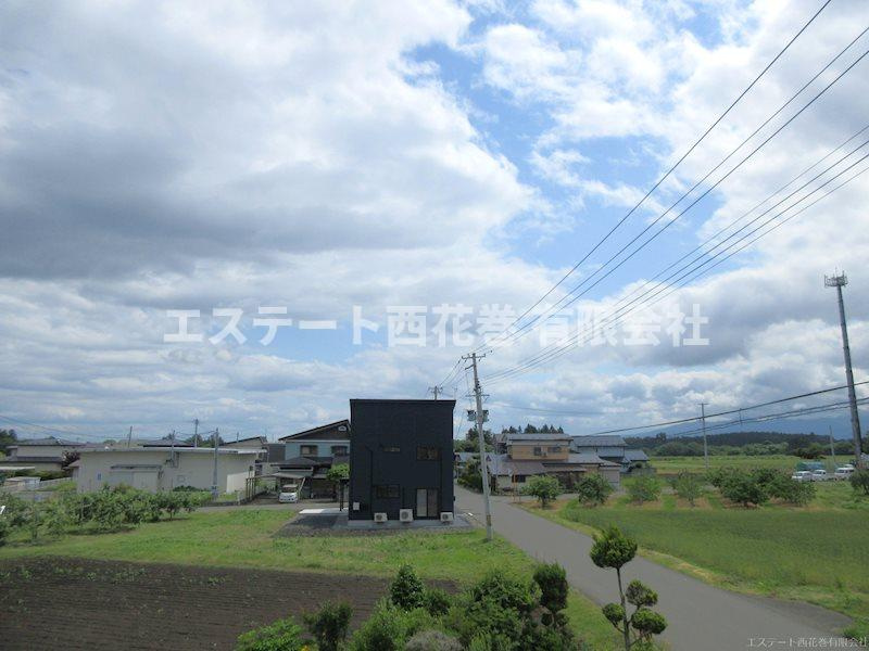 花巻市円万寺字下中野　土地建物の展望|２階からの景色