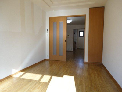 【内装】 | ピュア・タウン | 室内