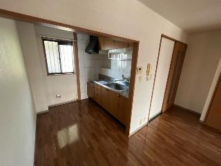 【内装】 | ピュア・タウン | 室内