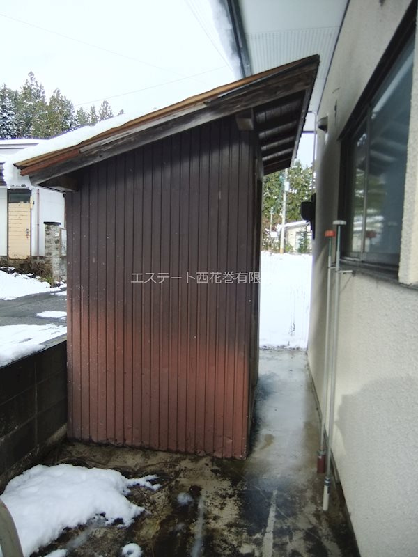 花巻市湯口天王　土地建物の収納|物置