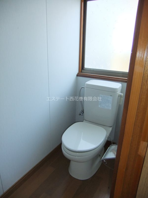 花巻市湯口天王　土地建物のトイレ