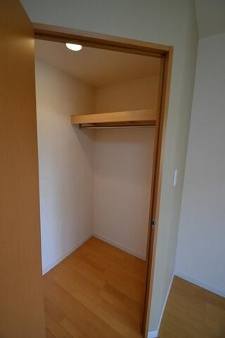ウィッシュ・スクエア・イーストの設備