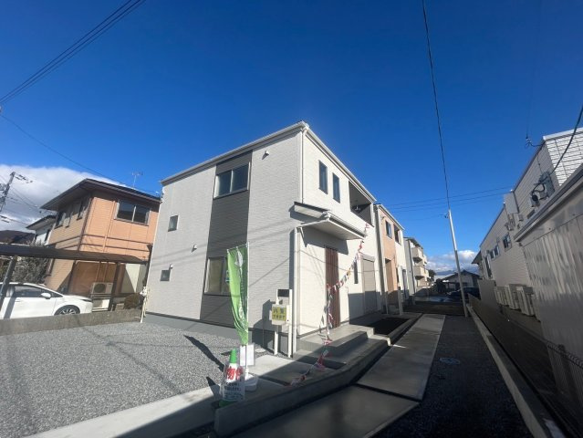 新築戸建　長野若宮第1の前面道路含む現地写真