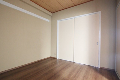 【寝室】 | アプティ3番館