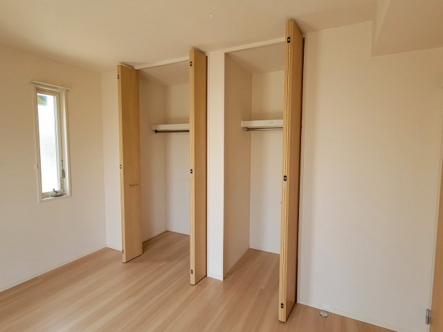 アンソレイエ　ファミーユ　A棟の収納