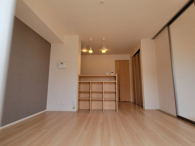 アンソレイエ　ファミーユ　A棟の居間・リビング