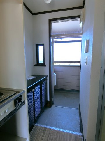 スカイコート求名の玄関