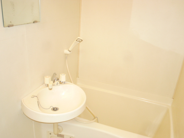 江崎ガーデンビル【キャッシュバック対象物件】の浴室