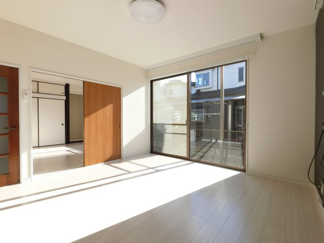 【居間・リビング】