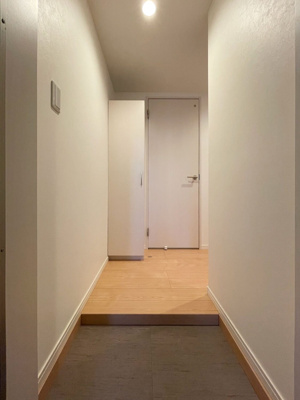 【玄関】 | CasaⅣ | 別号室の写真になります。現況優先。