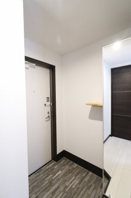 【玄関】 | グランヒル九産⼤前 | 別号室の写真になります。現況優先。