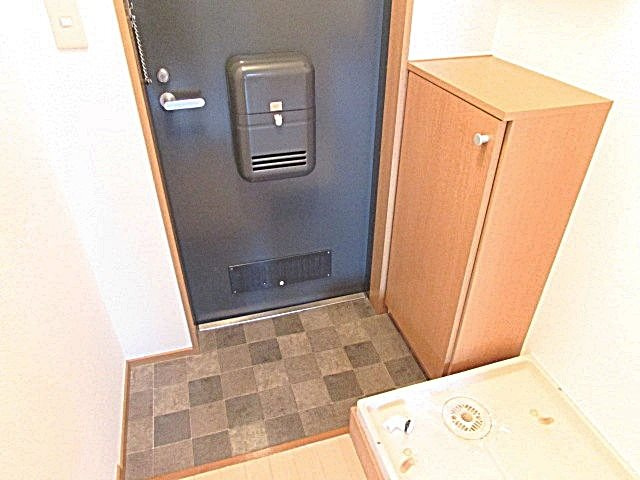 カサベルデ仁川の玄関|シンプルで使いやすい玄関です