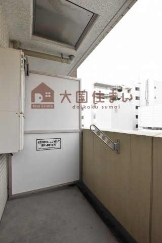 【バルコニー】 | エスライズ難波