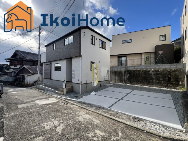 明石市二見町東二見　新築　4期のエントランス|●年中無休：当日予約可●省エネ「断熱玄関ドア」。ピッキング対策ディンプルキーダブルロック。