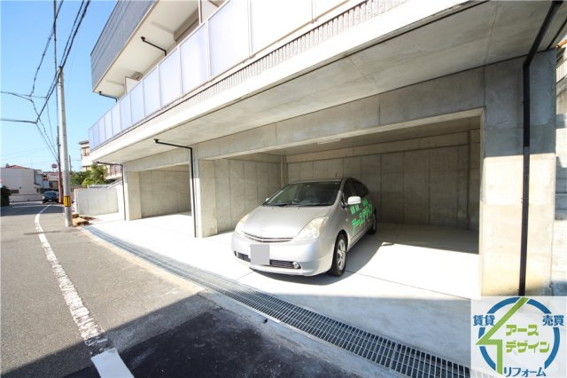 eRio朝霧の駐車場