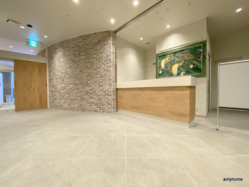 Uresidence Temmabashi　仲介手数料無料のロビー