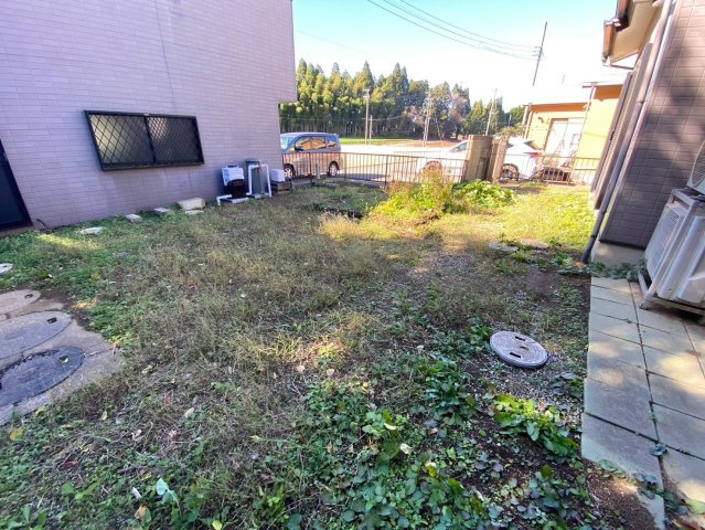 八街市滝台　中古戸建の庭