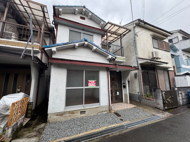 南大伴町貸家の駐車場