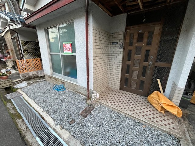 南大伴町貸家の駐車場