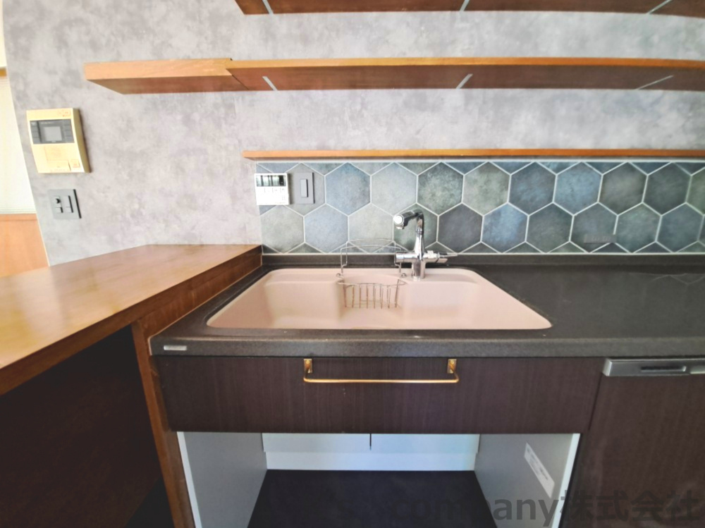 茅ヶ崎市柳島海岸　クリオ茅ヶ崎柳島海岸のキッチン|白のシンクは清潔感もあり、お手入れもしやすいです☆