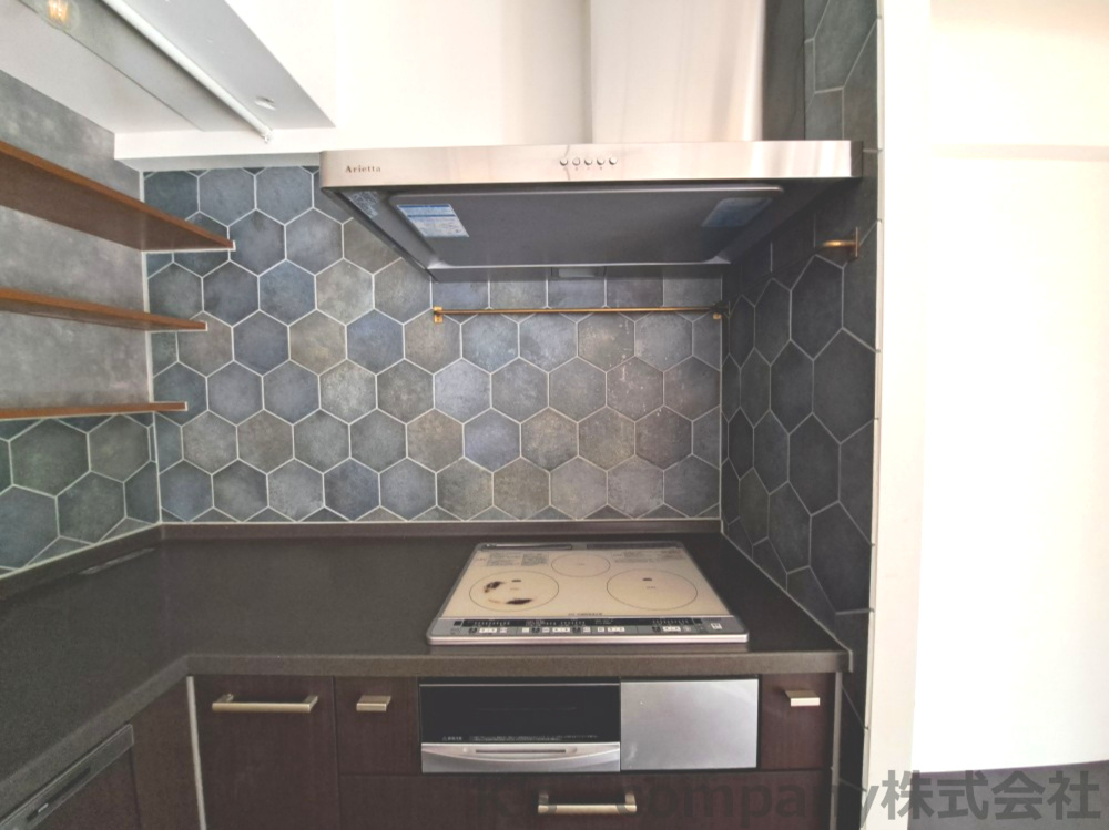 茅ヶ崎市柳島海岸　クリオ茅ヶ崎柳島海岸のキッチン|IHコンロでお手入れも楽々♪