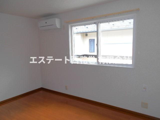 チェリーハイツⅠの居間・リビング