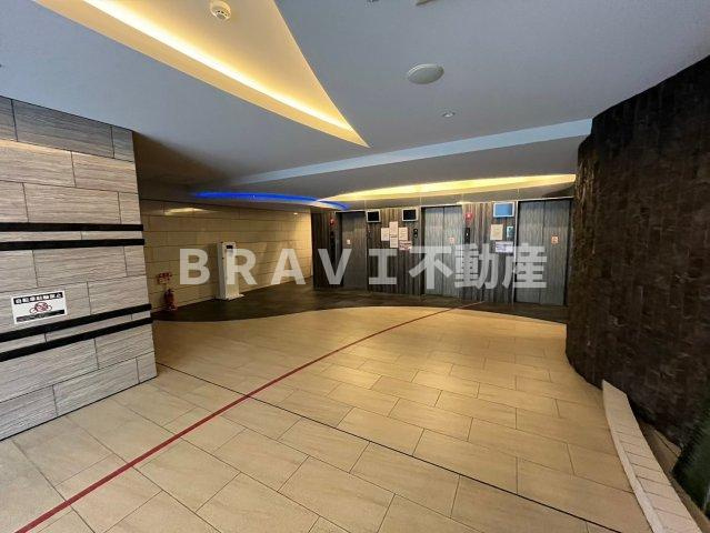 セレニテ本町グランデ　BRAVI不動産のロビー|【セレニテ本町グランデ】清潔なロビーです