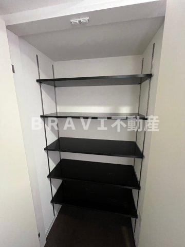 セレニテ本町グランデ　BRAVI不動産の玄関|【セレニテ本町グランデ】シューズボックスです