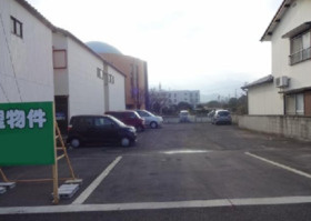 西条市明屋敷の外観