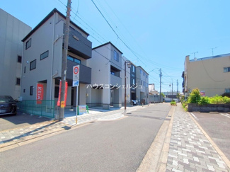 【前面道路含む現地写真】