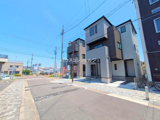 【前面道路含む現地写真】