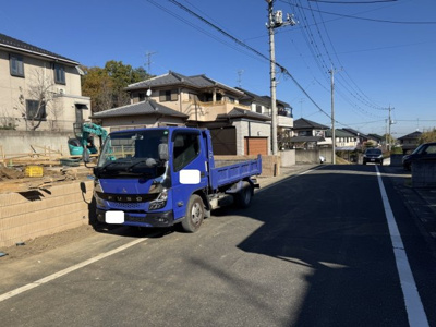【前面道路含む現地写真】 | 熊谷市船木台５丁目　 | 現地前面道路（2024年11月25日）撮影