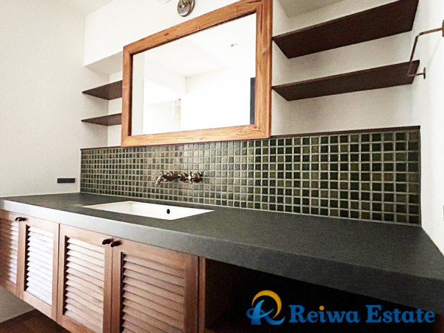 クリオ茅ヶ崎柳島海岸の独立洗面台