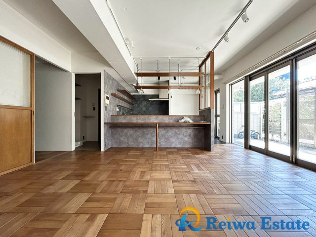 クリオ茅ヶ崎柳島海岸の居間・リビング