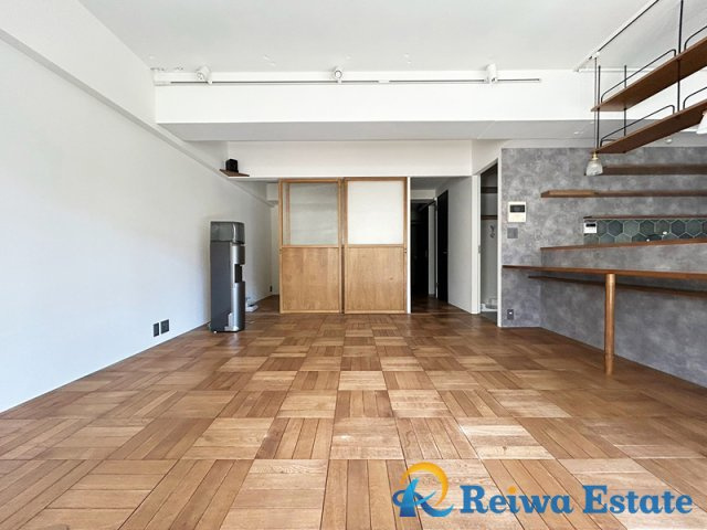 クリオ茅ヶ崎柳島海岸の居間・リビング