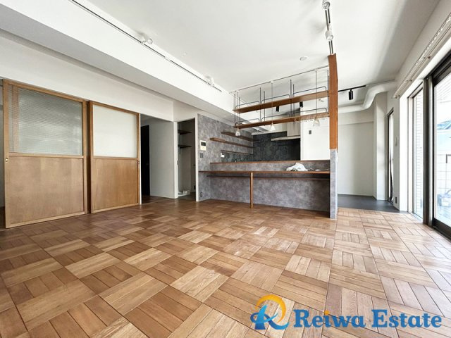 クリオ茅ヶ崎柳島海岸の居間・リビング