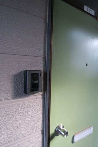 ハイツシオンの玄関