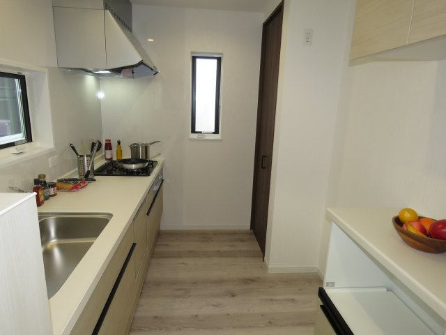 川越市氷川町　新築戸建てのキッチン