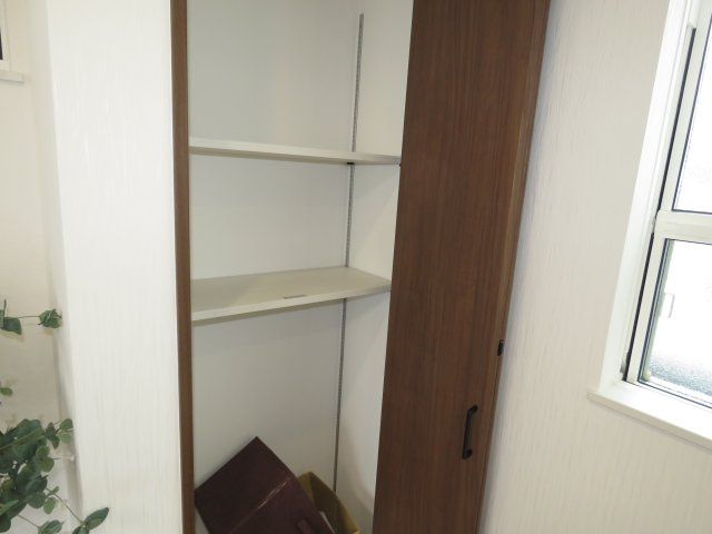 川越市氷川町　新築戸建ての収納