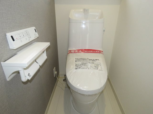 川越市氷川町　新築戸建てのトイレ