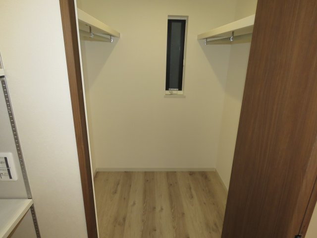 川越市氷川町　新築戸建ての収納