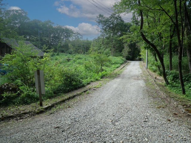 那須自然郷①の前面道路含む現地写真