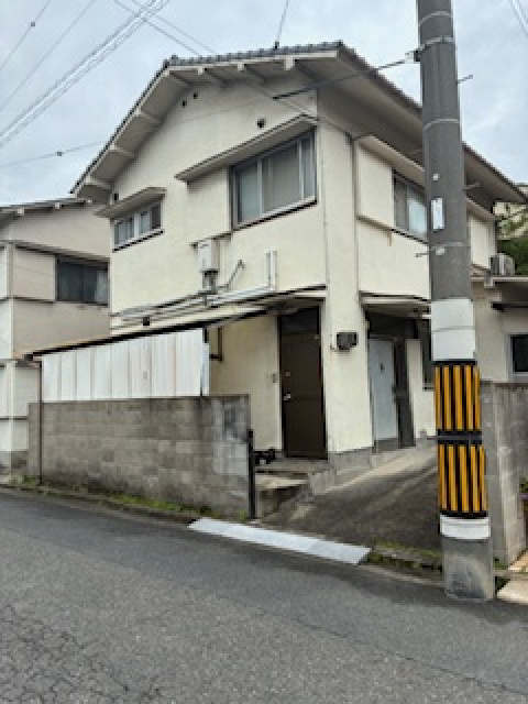 山根アパートの外観