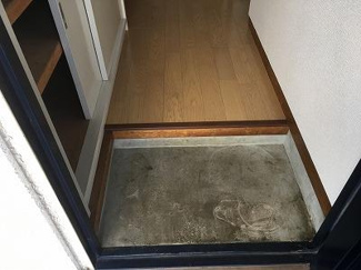 【玄関】